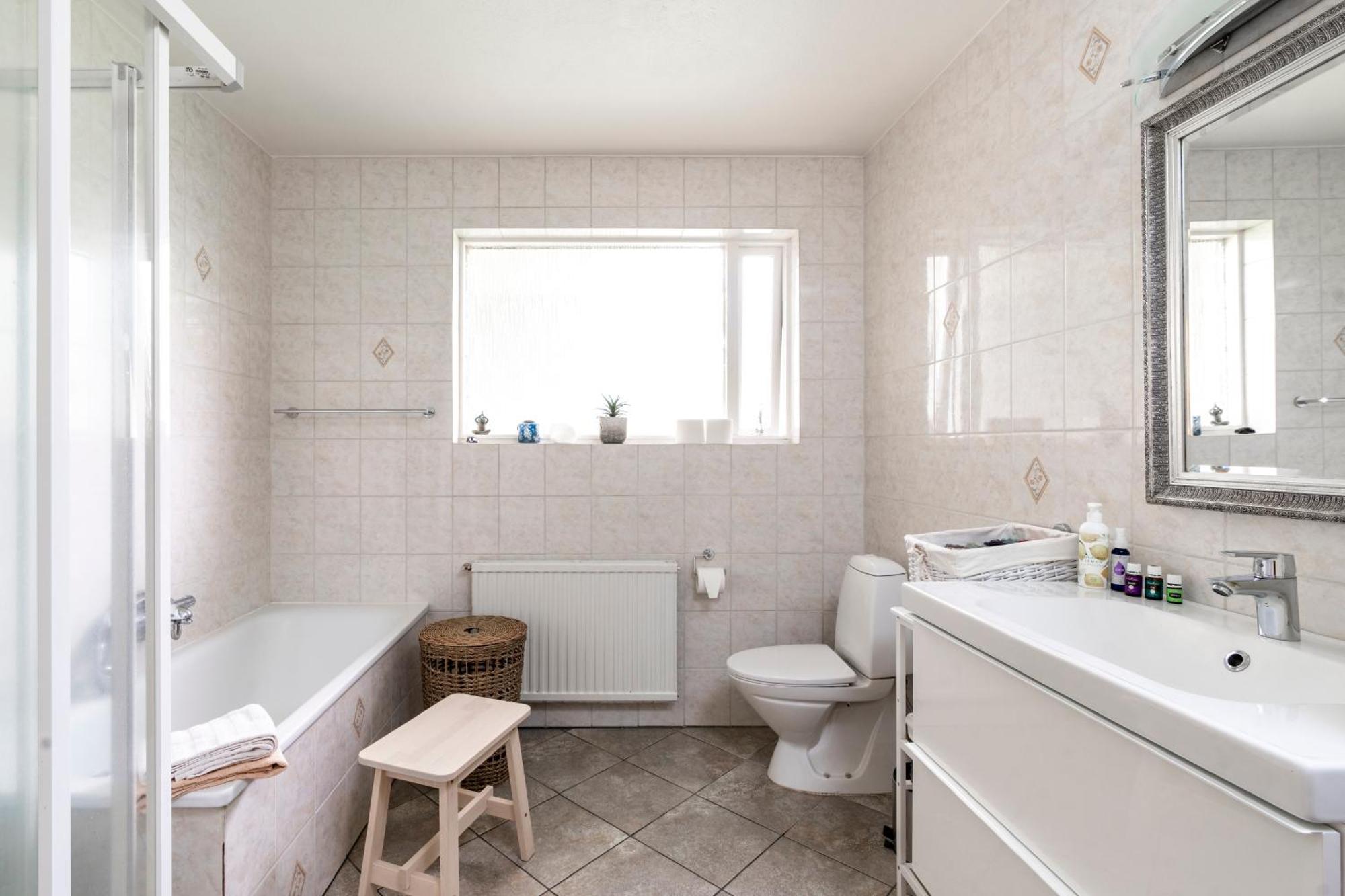 Tunfifill Guesthouse - Free Hot Tub And Sauna, Cozy And Quiet Hvammstangi Exterior foto